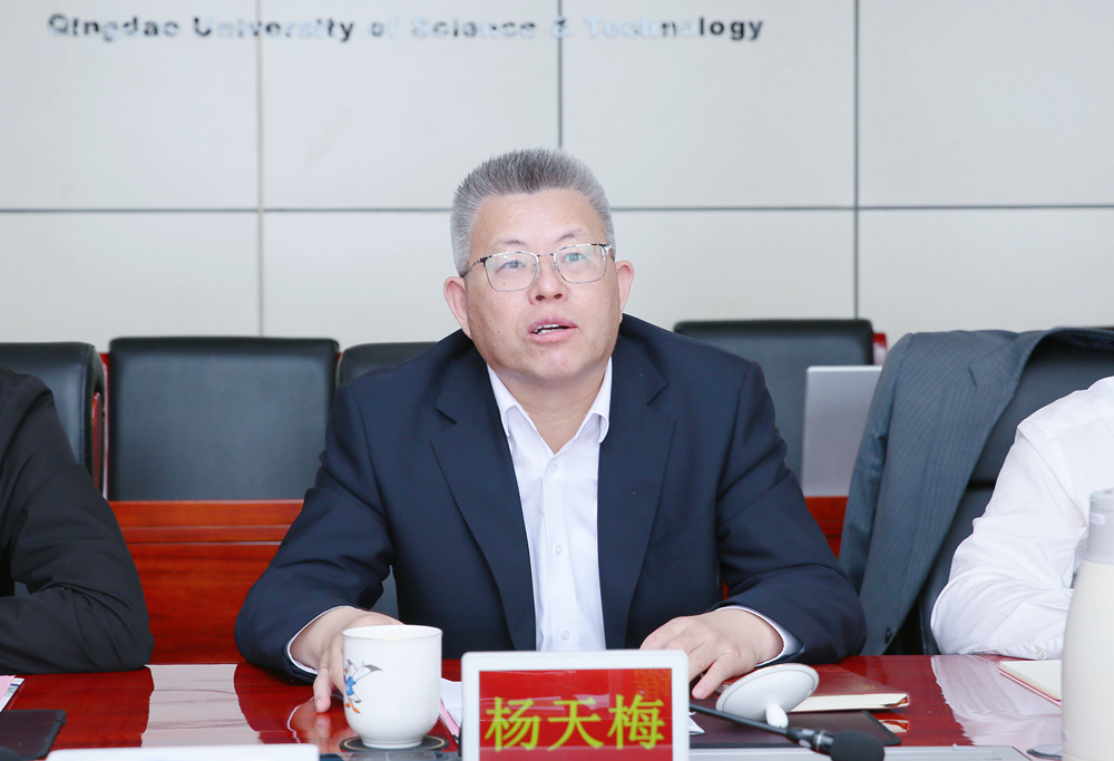 吉林化工大学党委书记张明耀一行来校交流